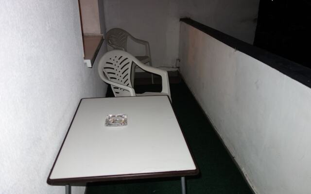 Tolstov-Hotels Large 3,5 Room Apartment