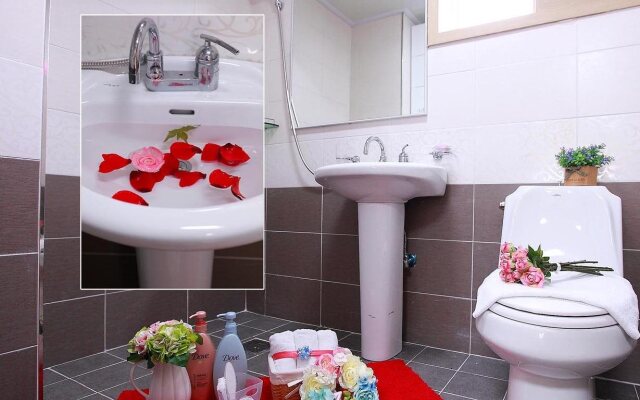 Bellus Rose Pension Hotel