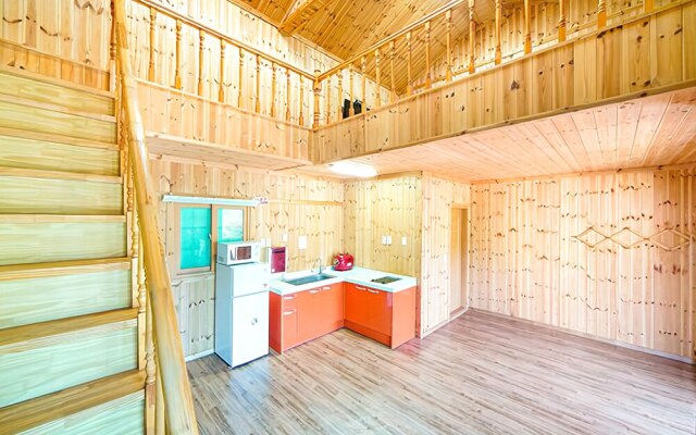 Uljin Akasia Pension