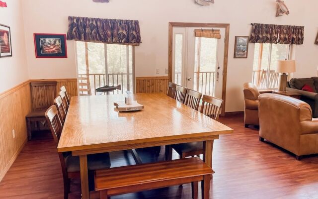 669 Rainbow Landing Dr