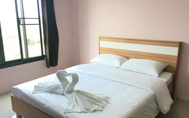 Sutharnlai Apartment
