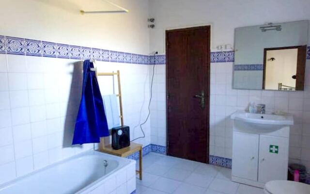 House With 2 Bedrooms In Arraiolos, With Enclosed Garden And Wifi