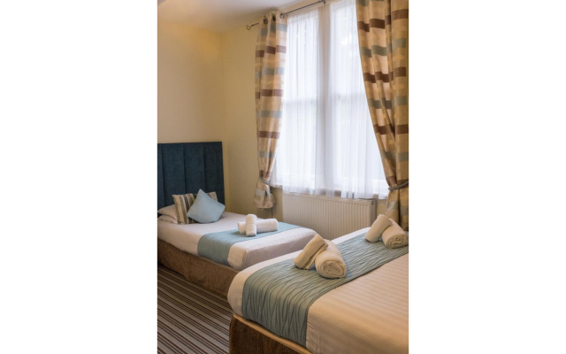 Wentworth House Hotel