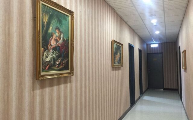 Jia-Jia Business Hotel