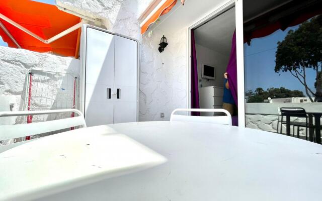 One cozy bedroom with Wifi,pool in Tenerife South