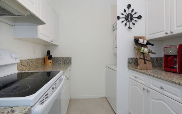 Luxury Apartments At Intracoastal