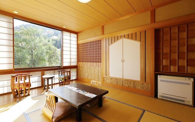 Hakone Ohiradai Onsen Sansuisou