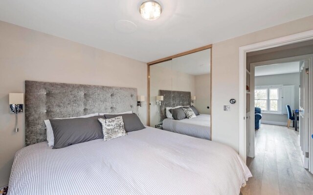 Modern 1 Bedroom Apartment in Notting Hill