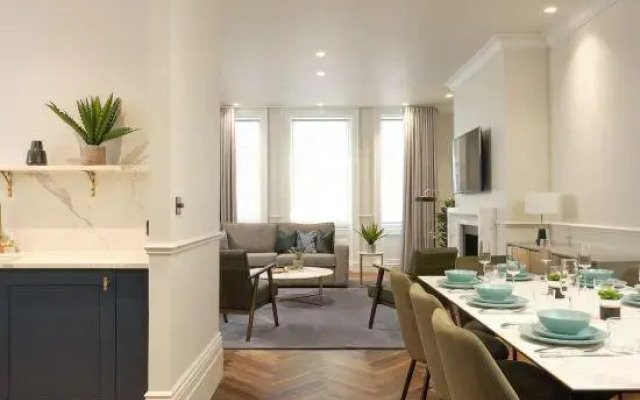 Mayfair – Peterson House
