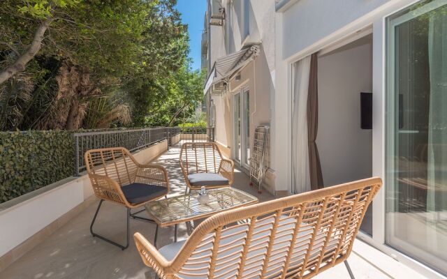 Makarska Beach Apartments Mara