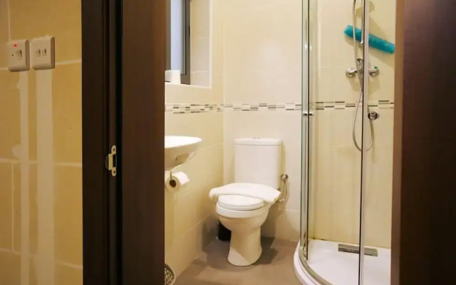 Siku Gozitan House With Pool hot tub