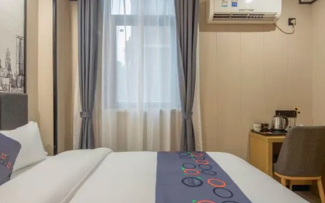 Yimi Apartment (Guangzhou Railway Station Xicun Subway Station)