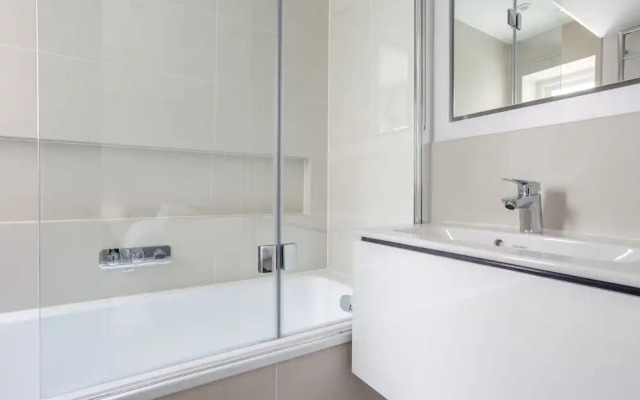 Modern Luxury Basement Flat in Chelsea