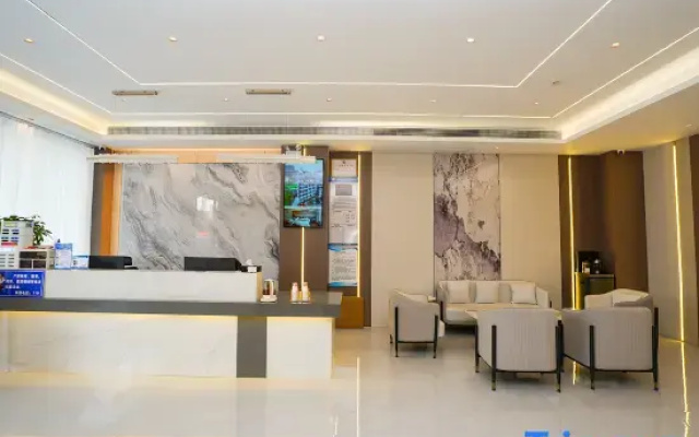 Wandong Hotel (Nandan Dongtian Jiuhai Scenic Area)