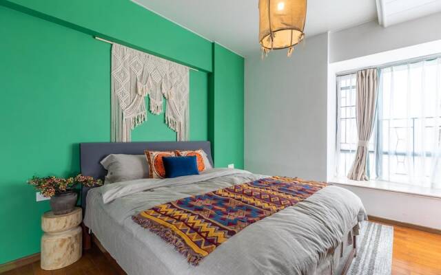 Locals Boutique Apartment Qianshan No.14