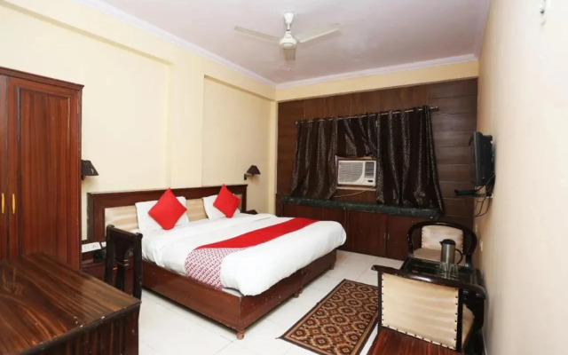 Hotel Nuova By OYO Rooms