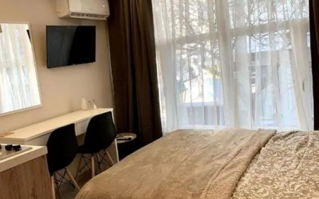 Center Deluxe studio