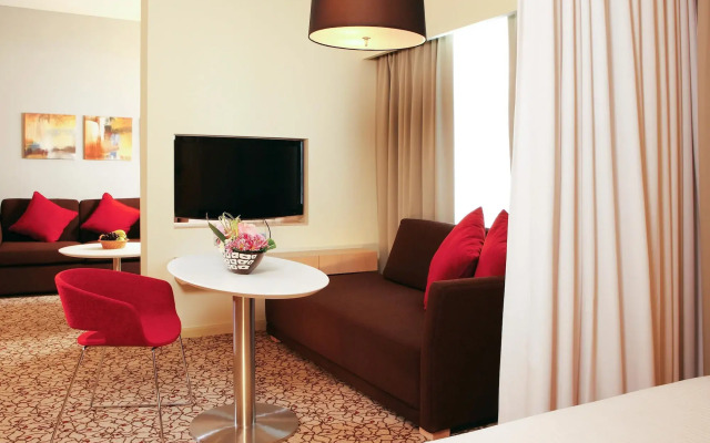 Hotel Novotel Suites Mall Avenue Dubai