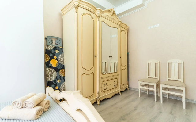 LetoApart на улице Адмирала Холостякова 20