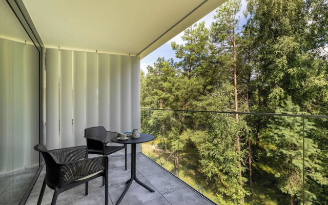 Air-conditioned Studio for 4 by Renters