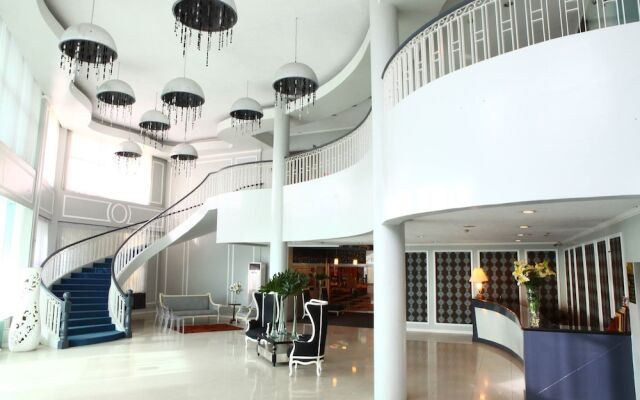 King's Royale Hotel and Resort