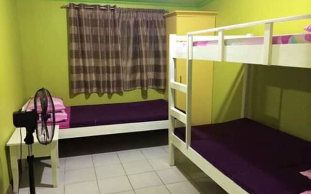 Asistin Transient House