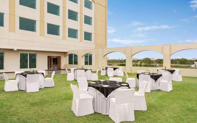 Ramada by Wyndham Jaipur Jaisinghpura