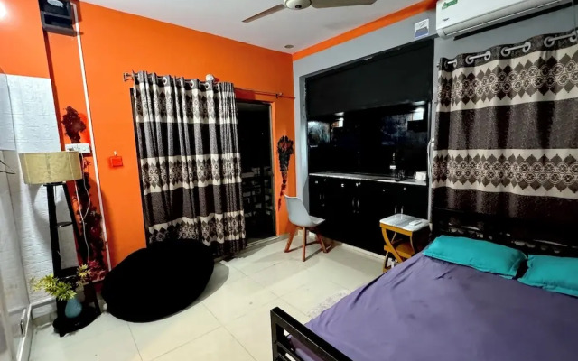 Hostel by zoo family