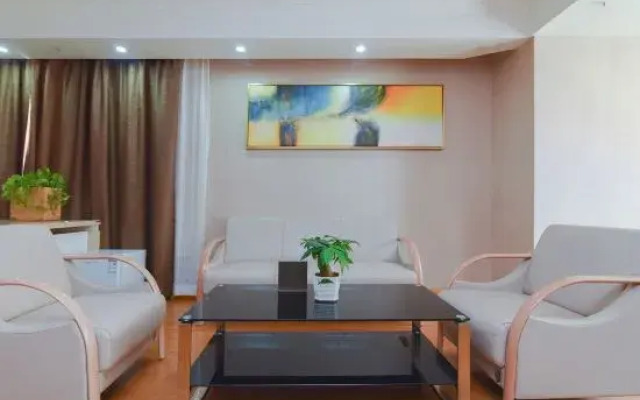 Yuange Holiday Hotel (Lu'an Railway Station)