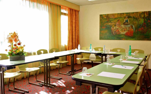 ibis Avignon Centre Pont de l'Europe