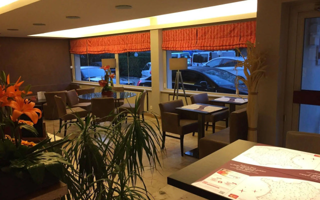 Atalante Hotel