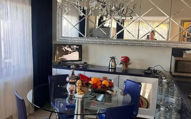 Luxury Seaside Villa