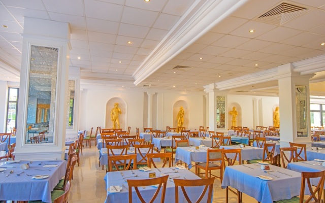 Tsokkos Gardens Hotel & Apartments
