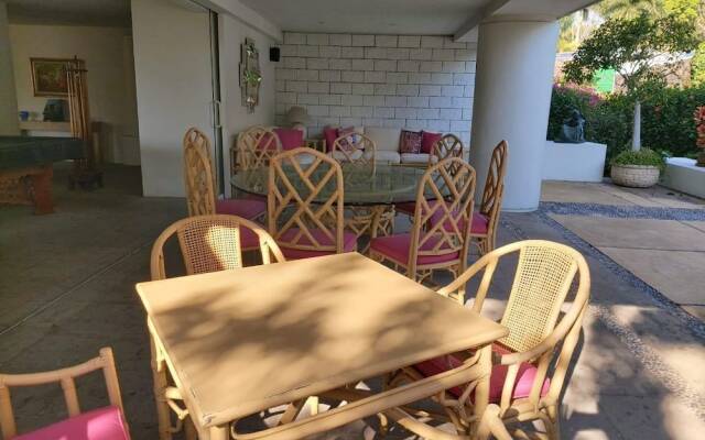 JUUB Exclusive 4 bedroom house at Cuernavaca