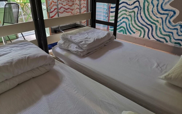 CASSIS HOSTEL Les Heures Claires