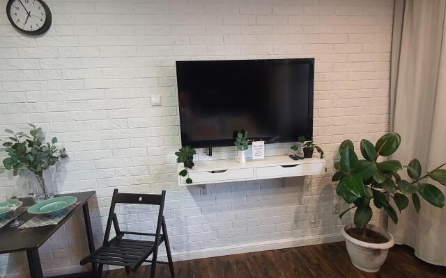 Мириады в микрорайоне Оптимистов 4/1