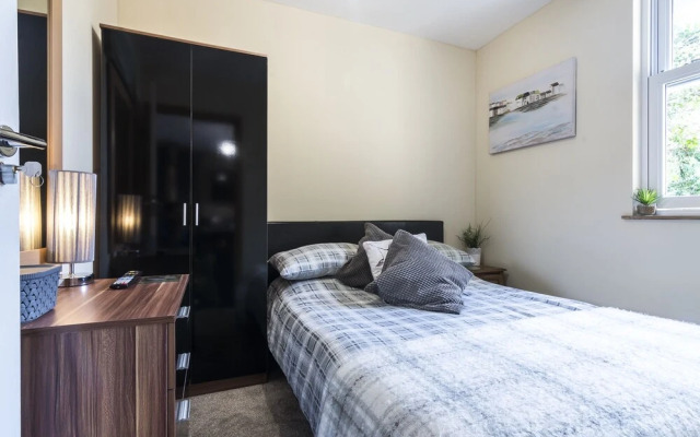 Holey Moley Lodge - 2 Bedroom