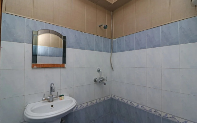 OYO 16270 Hotel Sweet Home