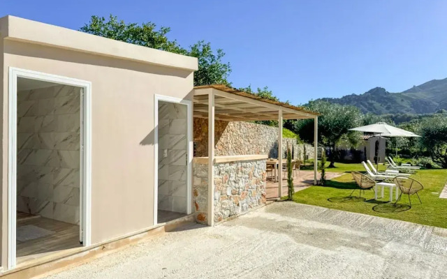 Villa Adam