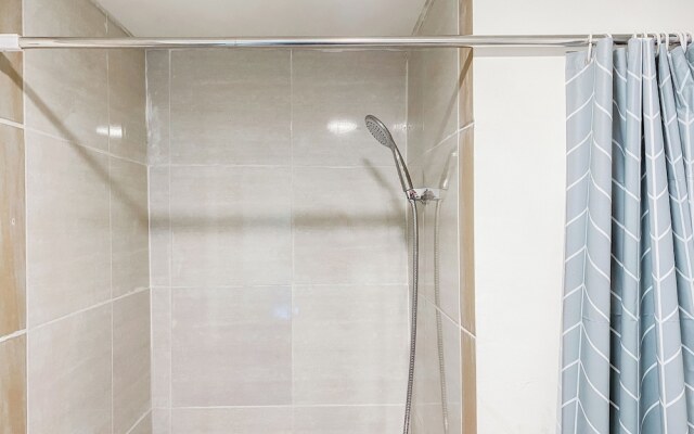 Homey And Spacious 2Br At Meikarta Apartment