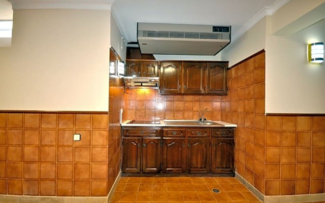 Private Pool Villa Walking Distance to Local Amenities