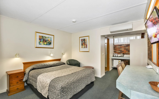 Cedar Lodge Motel Morwell