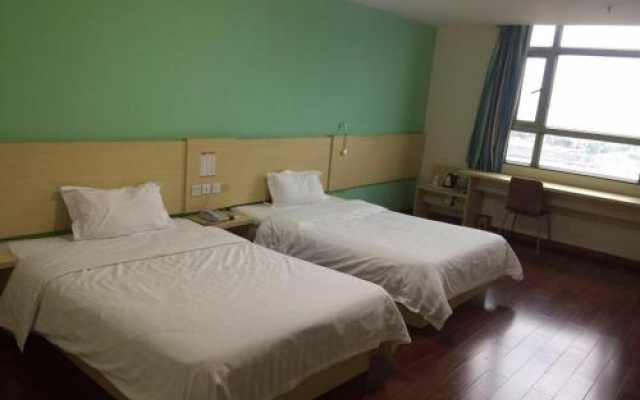 7 Days Inn Yangjiang Yangdong Time Square Shopping Mall Branch – Guest Rooms – Yangjiang