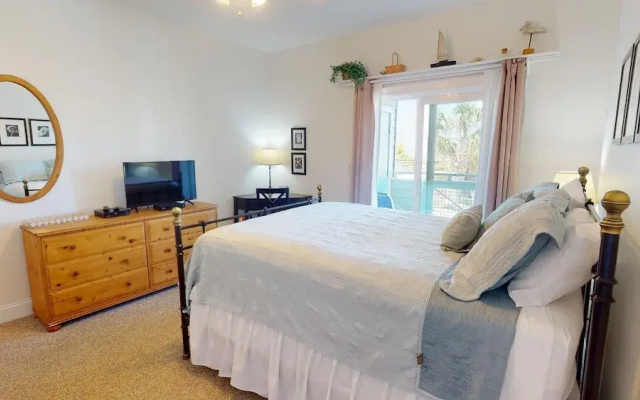 Bay View Villas 1 by Tybee Vacation Rentals