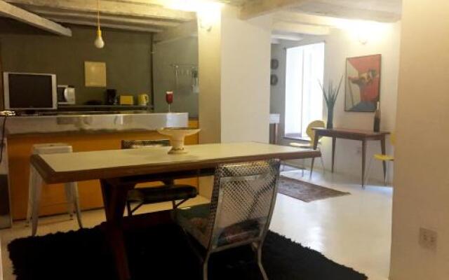 Suíte Charmosa em Solar Histórico