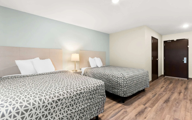 Woodspring Suites Savannah West Chatham Parkway