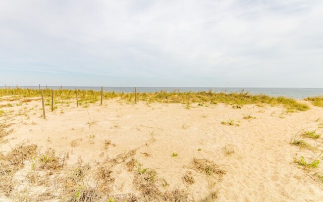 Ocean Harbor 3 by Vtrips