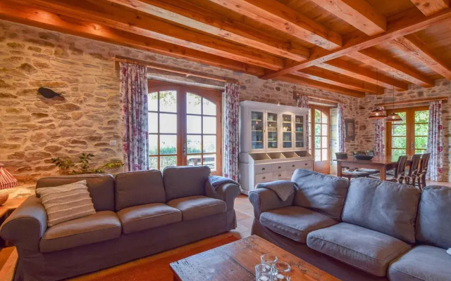 Elegant Villa on Historic Domaine