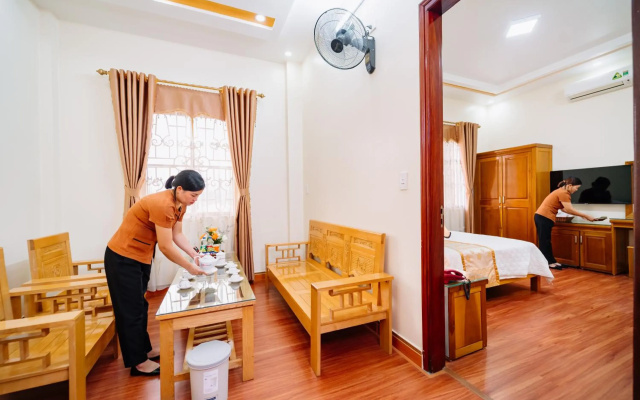 Huy Hoan Hotel