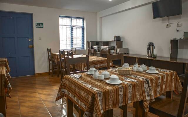 Hotel Del Prado Hometown